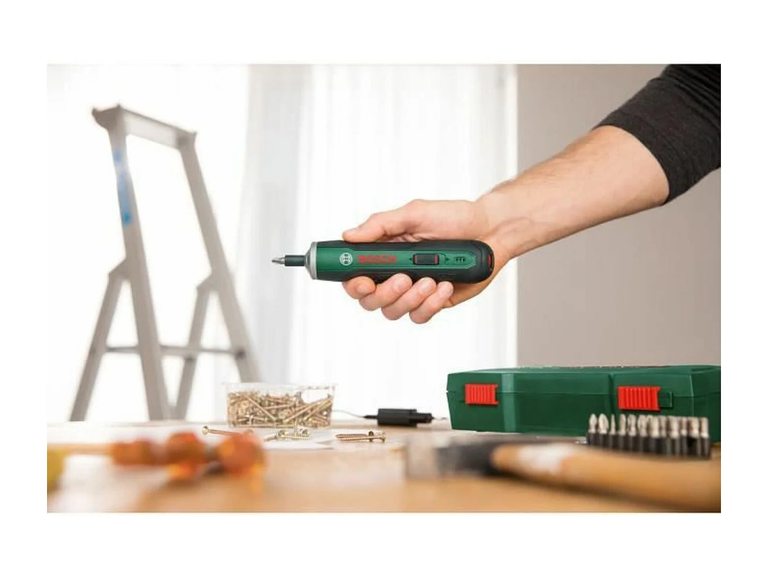 Ergonomischer Akkuschrauber von Bosch – PushDrive 3,6 V 1,5 Ah, MicroUSBAufladung, 32 Bit