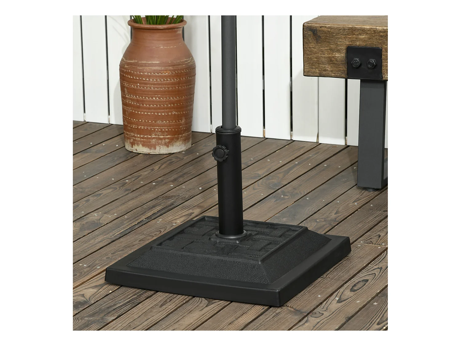 Pied de parasol carré base de lestage résine aspect rotin tressé poids net 12 Kg noir
