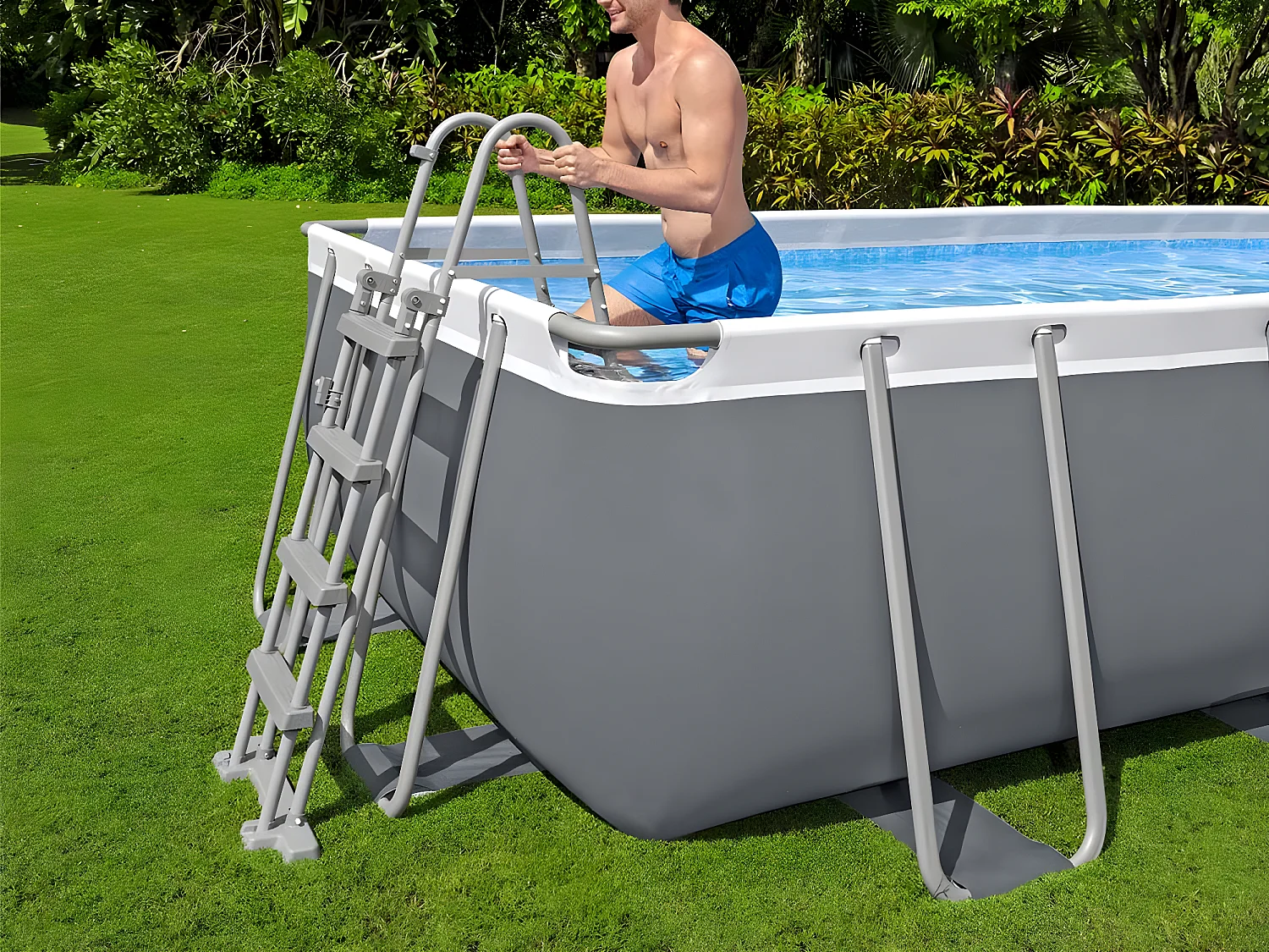 Piscina Fuori Terra Rettangolare Bestway Power Steel 488x244x122 cm con Filtro a Sabbia Scaletta e Dispensatore Chimico Grigio