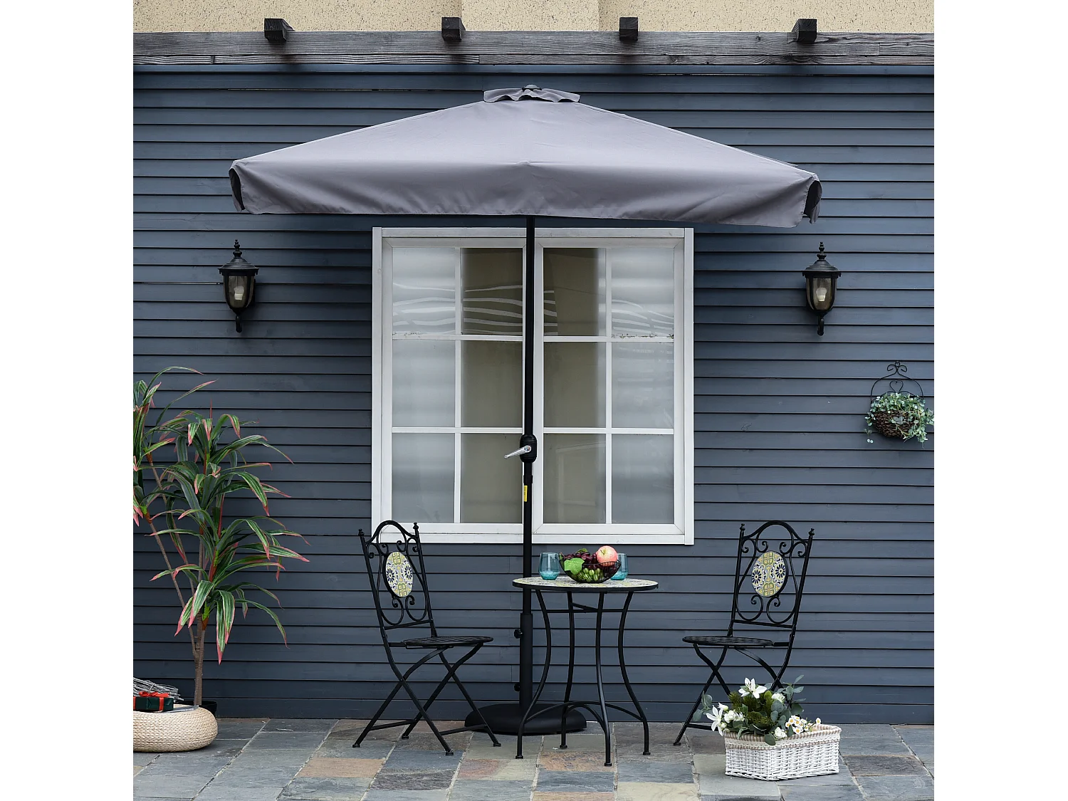 Demi parasol - parasol de balcon 5 entretoises métal dim. 2,3L x 1,3l x 2,49H m polyester haute densité gris