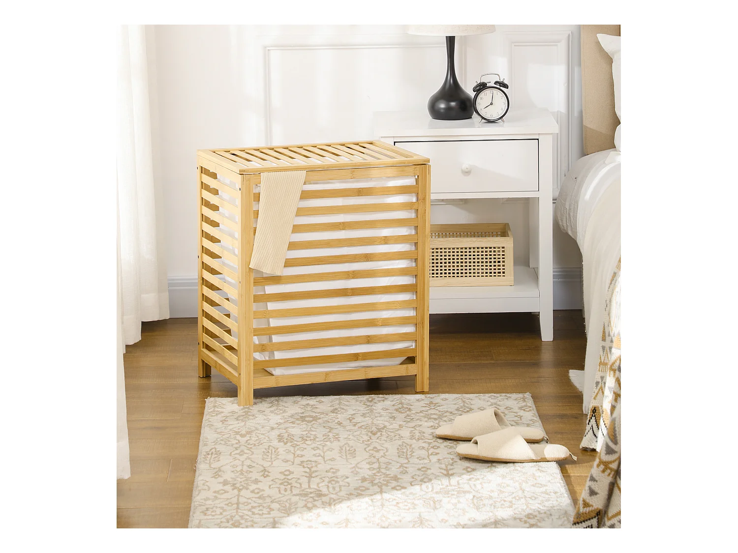 Panier à linge - sac en tissu amovible, couvercle - dim. 50L x 36l x 60H - bois bambou verni
