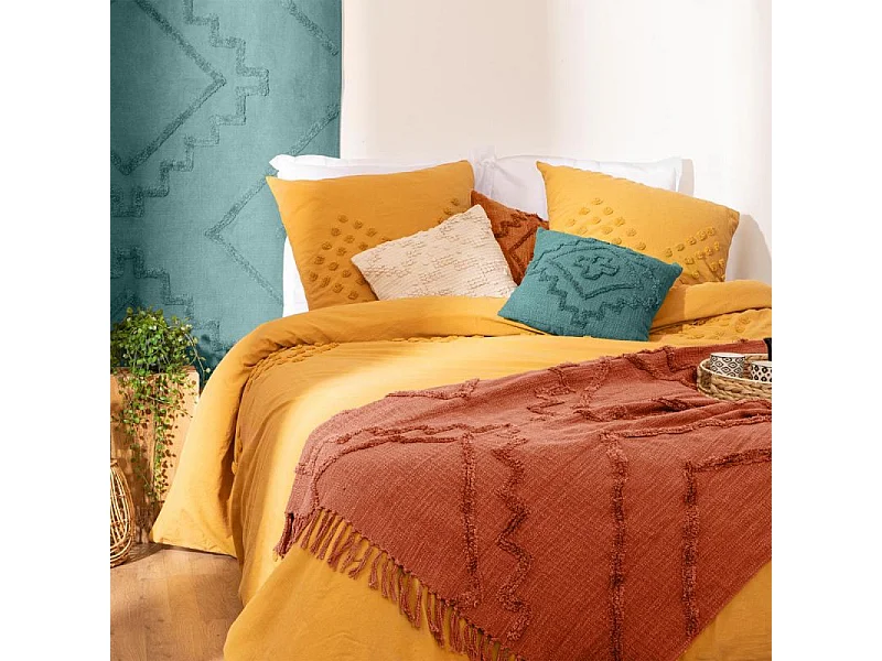 Jeté de Lit en Coton Terracotta motif Inca tufté 130 x 180 cm