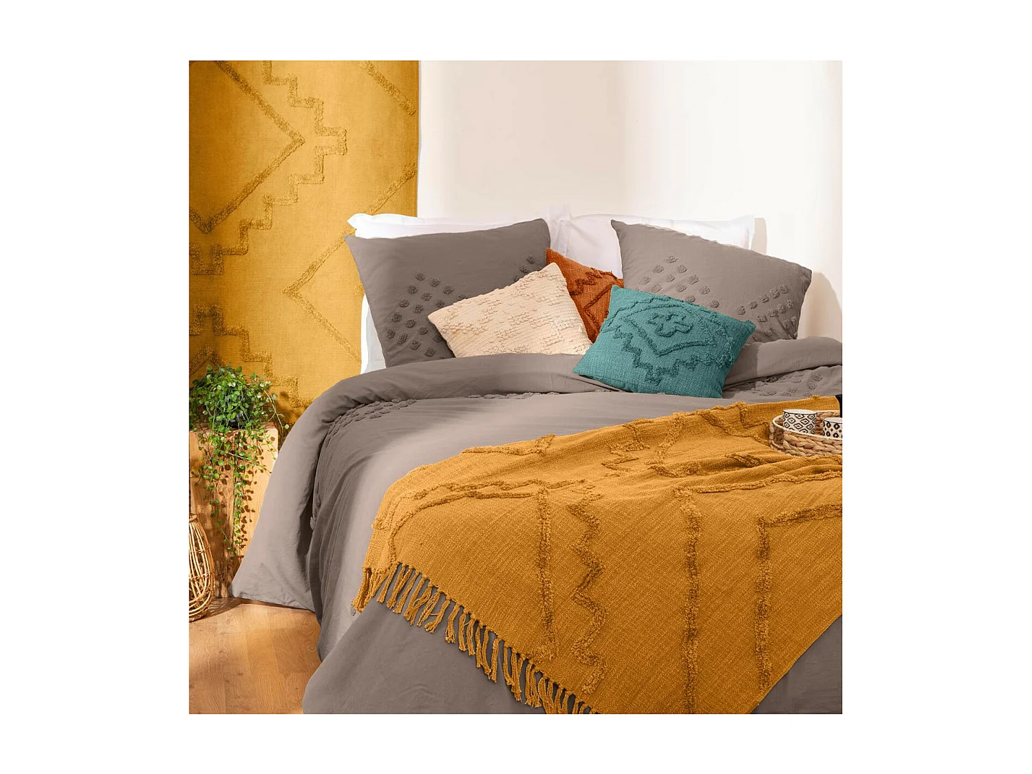 Jeté de Lit en Coton Jaune moutarde motif Inca tufté 130 x 180 cm