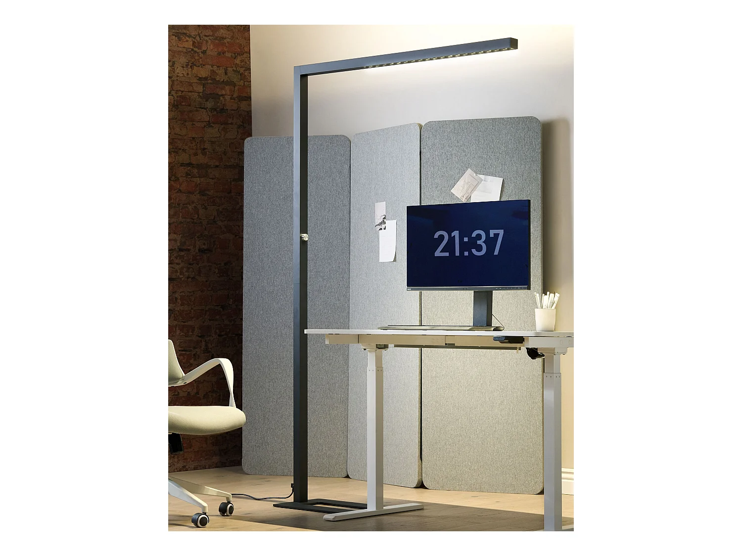 Lámpara LED de pie SAGITTA con regulador de intensidad Metal Negro