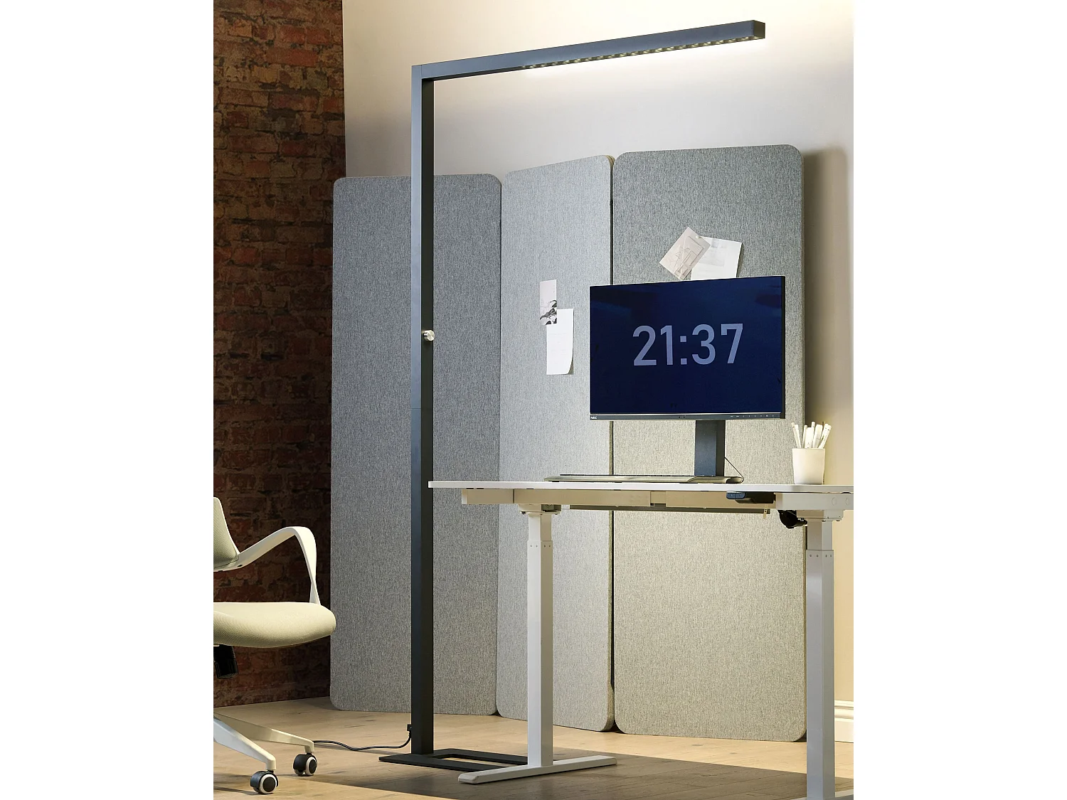 Lampadaire LED SAGITTA Avec variateur Métal Noir