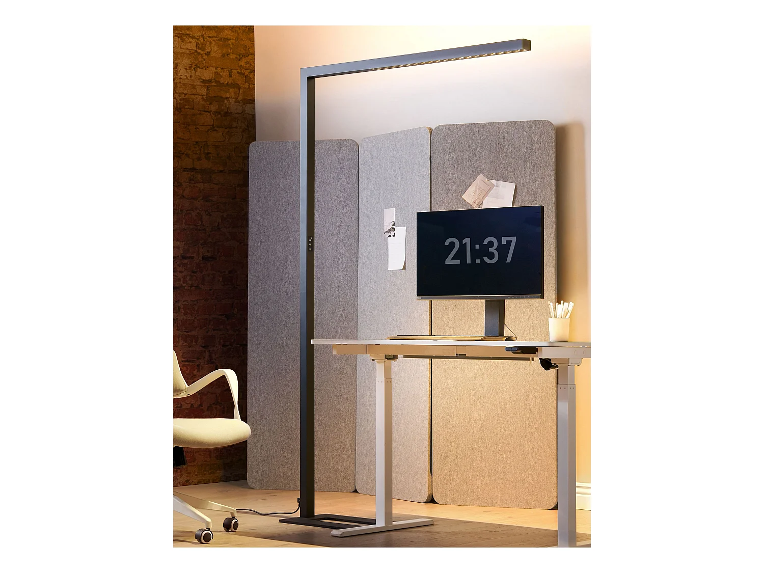 LED-Stehlampe Metall schwarz 194 cm Touch-Funktion dimmbar Bogenlampe Mensa