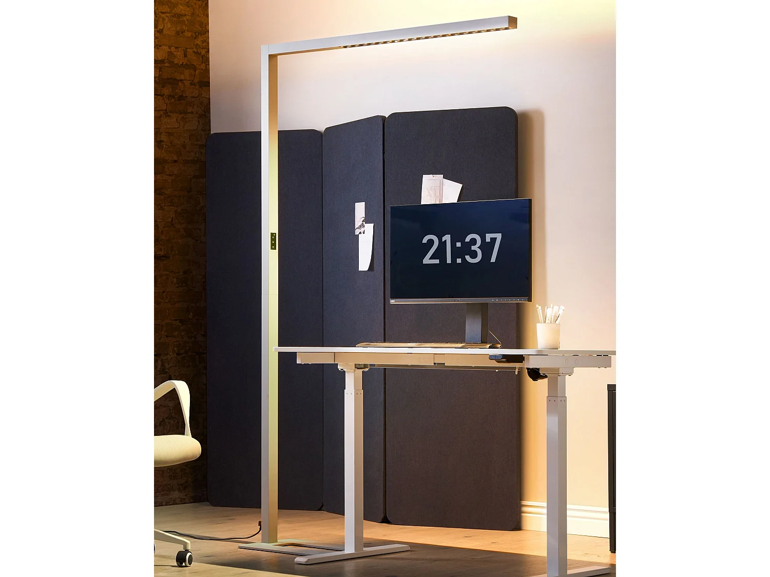 LED-Stehlampe Metall silber 194 cm Touch-Funktion dimmbar Bogenlampe Mensa