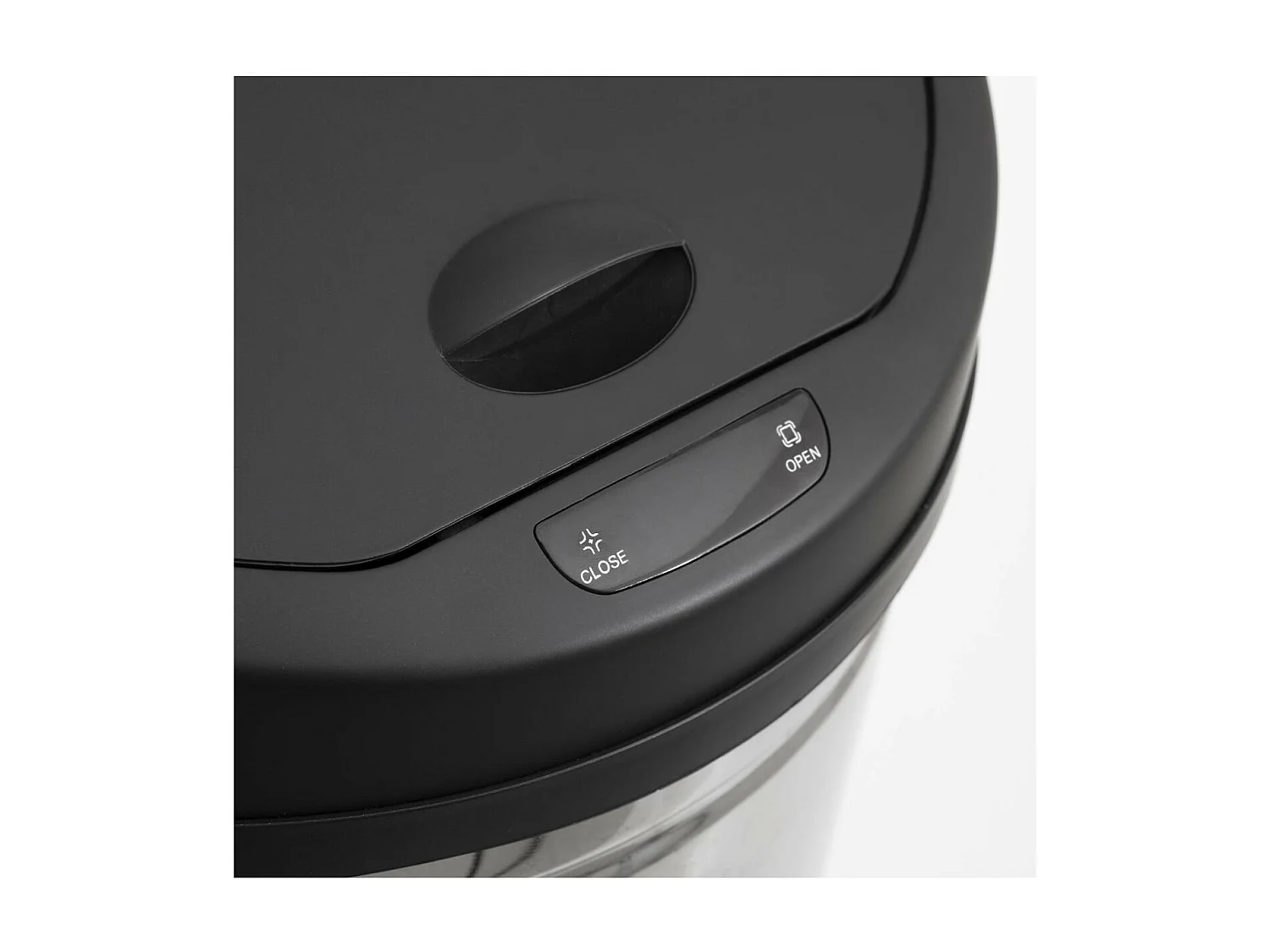 Poubelle ronde en Inox  42 litres Sensor ouverture et fermeture automatique