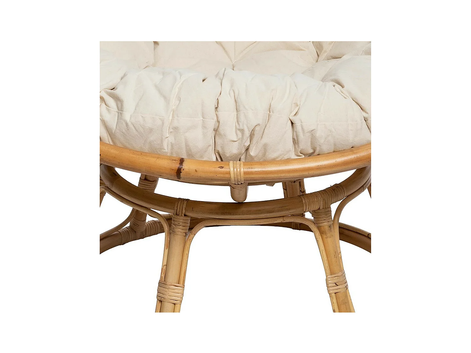 Fauteuil en Rotin style loveuse et Coussin en Coton H 80 cm