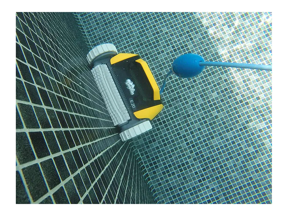 Robot de piscine électrique E20 - Dolphin