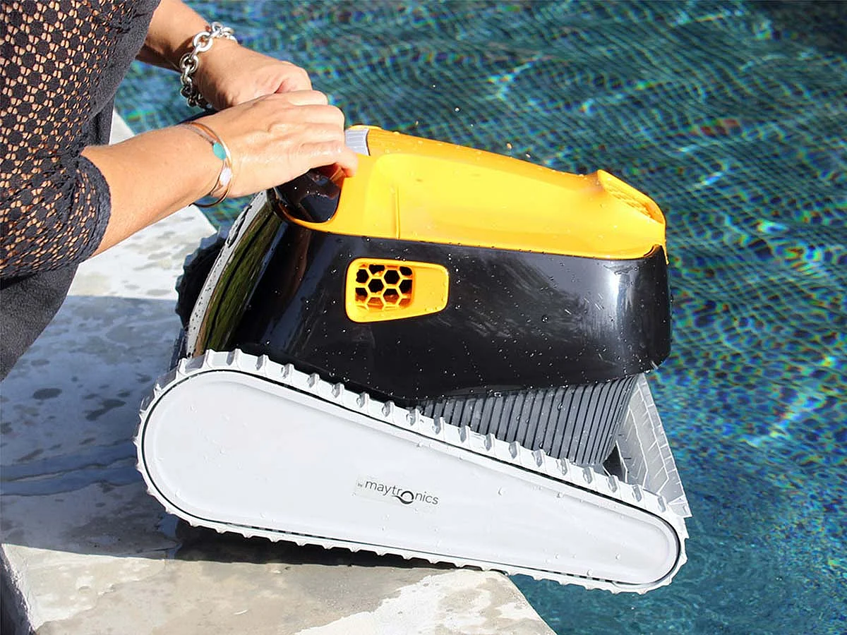 Robot de piscine électrique E30 - Dolphin