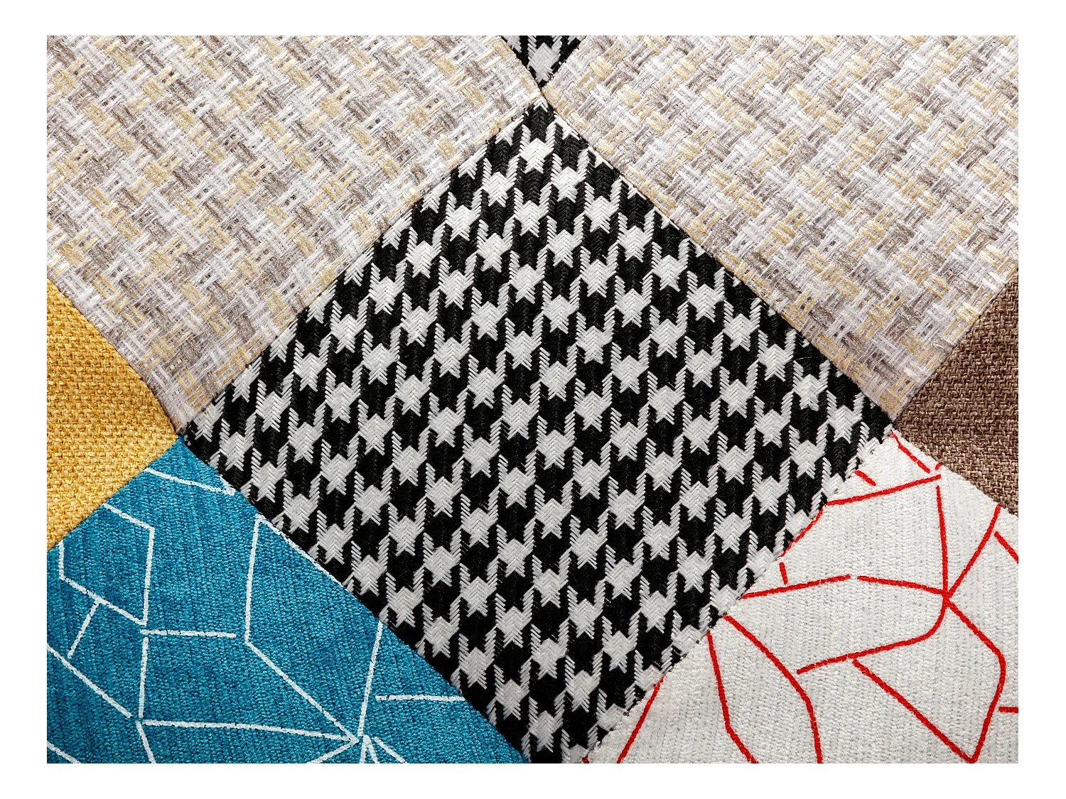 Fauteuil en tissu patchwork VATELY