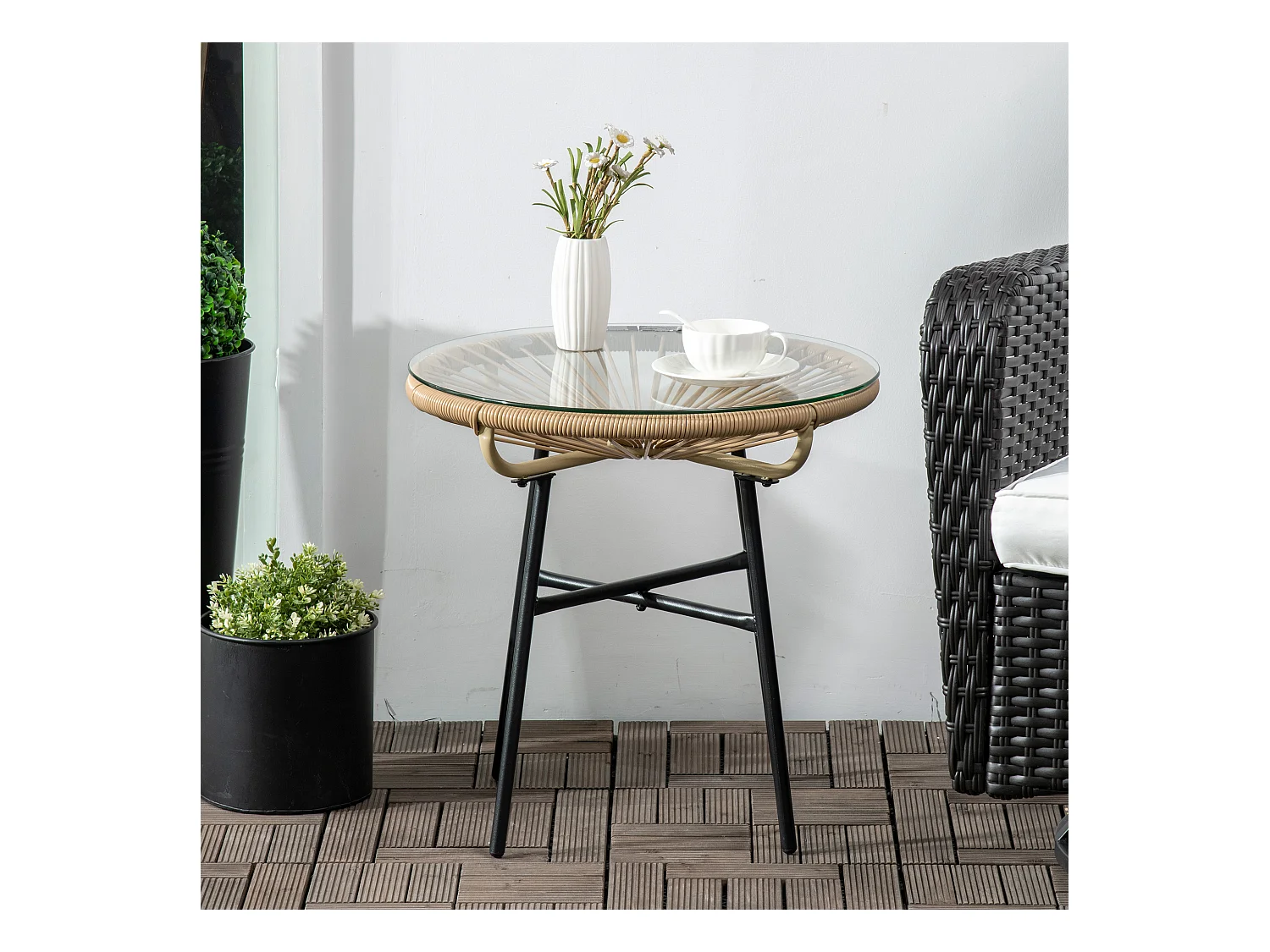 Table basse ronde de jardin en résine aspect rotin métal et plateau verre trempé Ø 50 x 50H cm beige