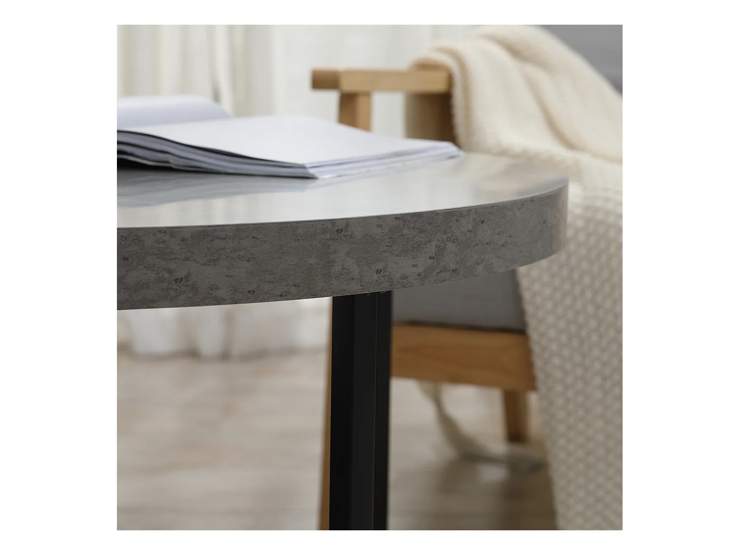 Table basse ronde design dim. Ø 80 x 45H cm piètement croisé métal noir plateau MDF effet béton ciré