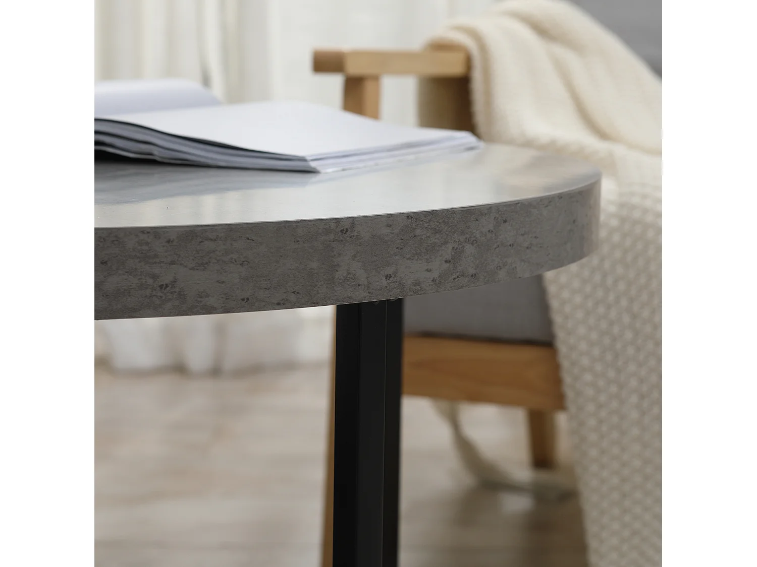 Table basse ronde design dim. Ø 80 x 45H cm piètement croisé métal noir plateau MDF effet béton ciré