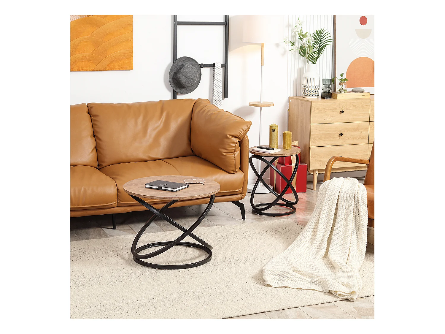 Table basse ronde design industriel néo-rétro Ø 60 X 46H cm acier anneaux noir aspect chêne clair