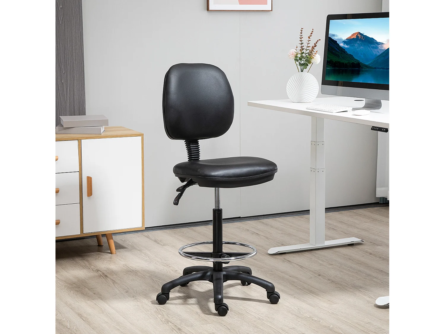 Tabouret à roulettes réglable en hauteur 69-91 cm avec dossier inclinable et repose-pieds réglable