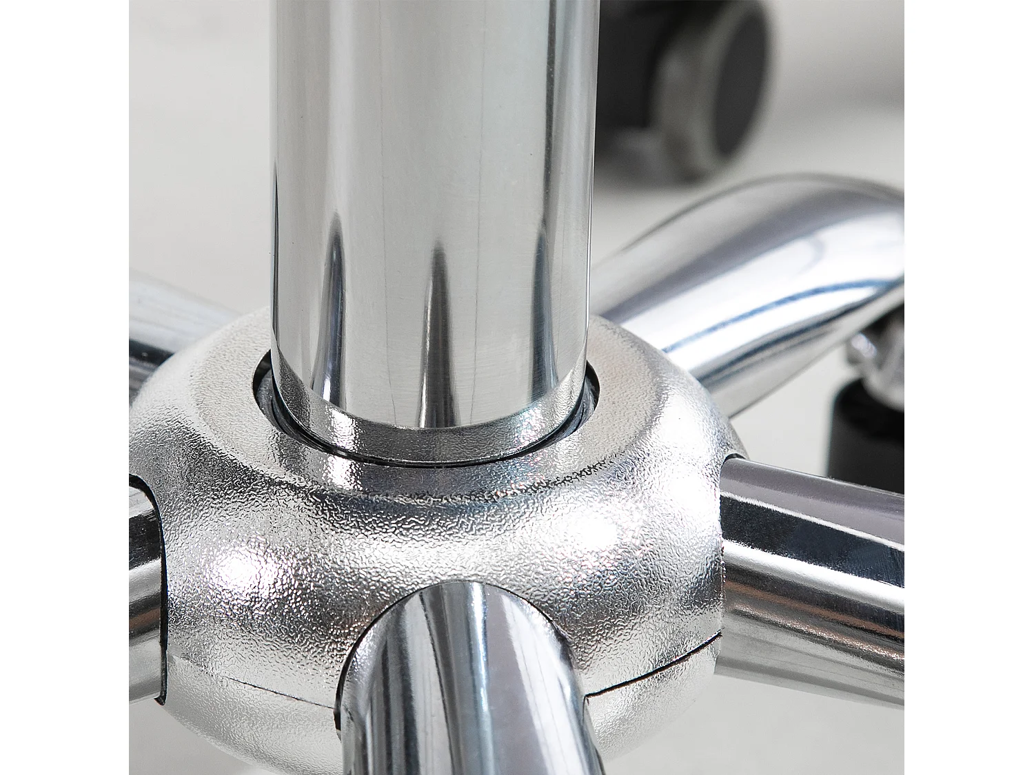 HOMCOM Tabouret massage à roulettes réglable en hauteur pivotant 360° assise synthétique capitonnée noire