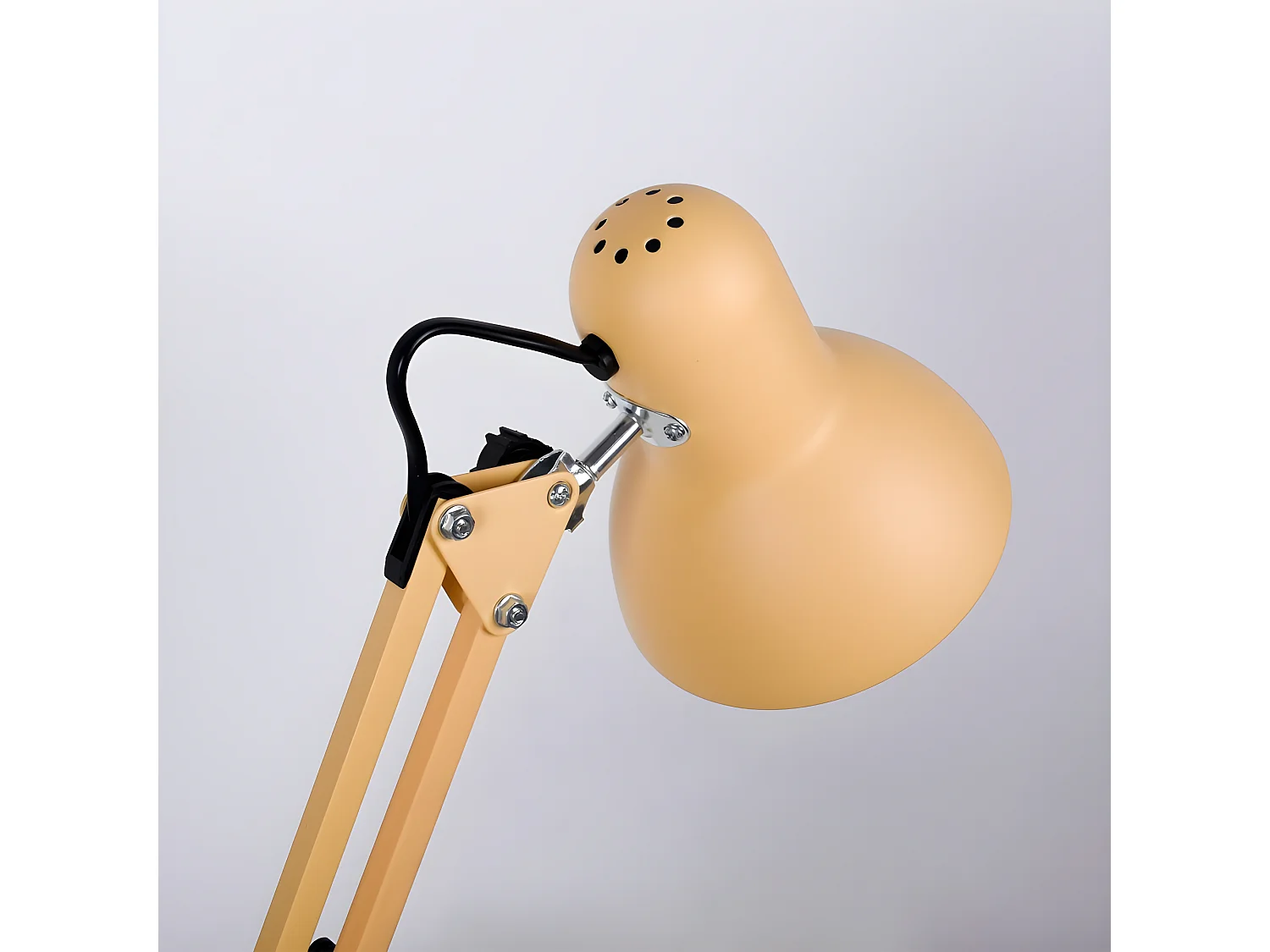 Modèle flexo ANTIGONA articulable avec finition jaune INTERLUSA