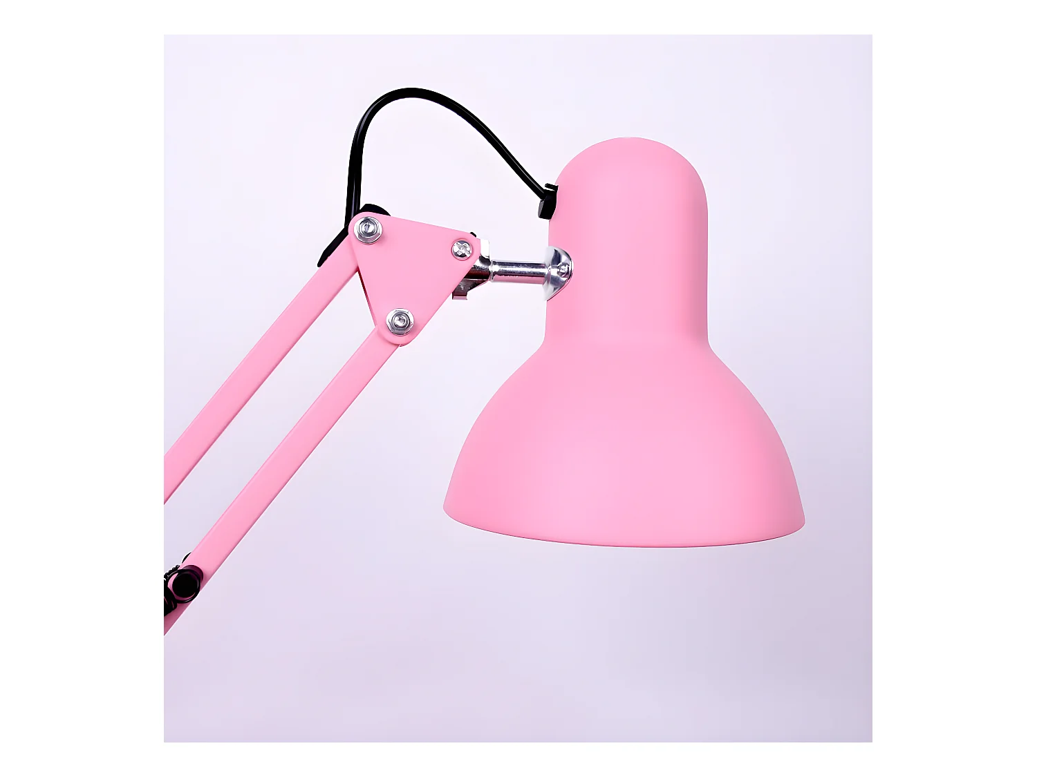 Flexo De Estudio Modelo Antigona Rosa Articulado