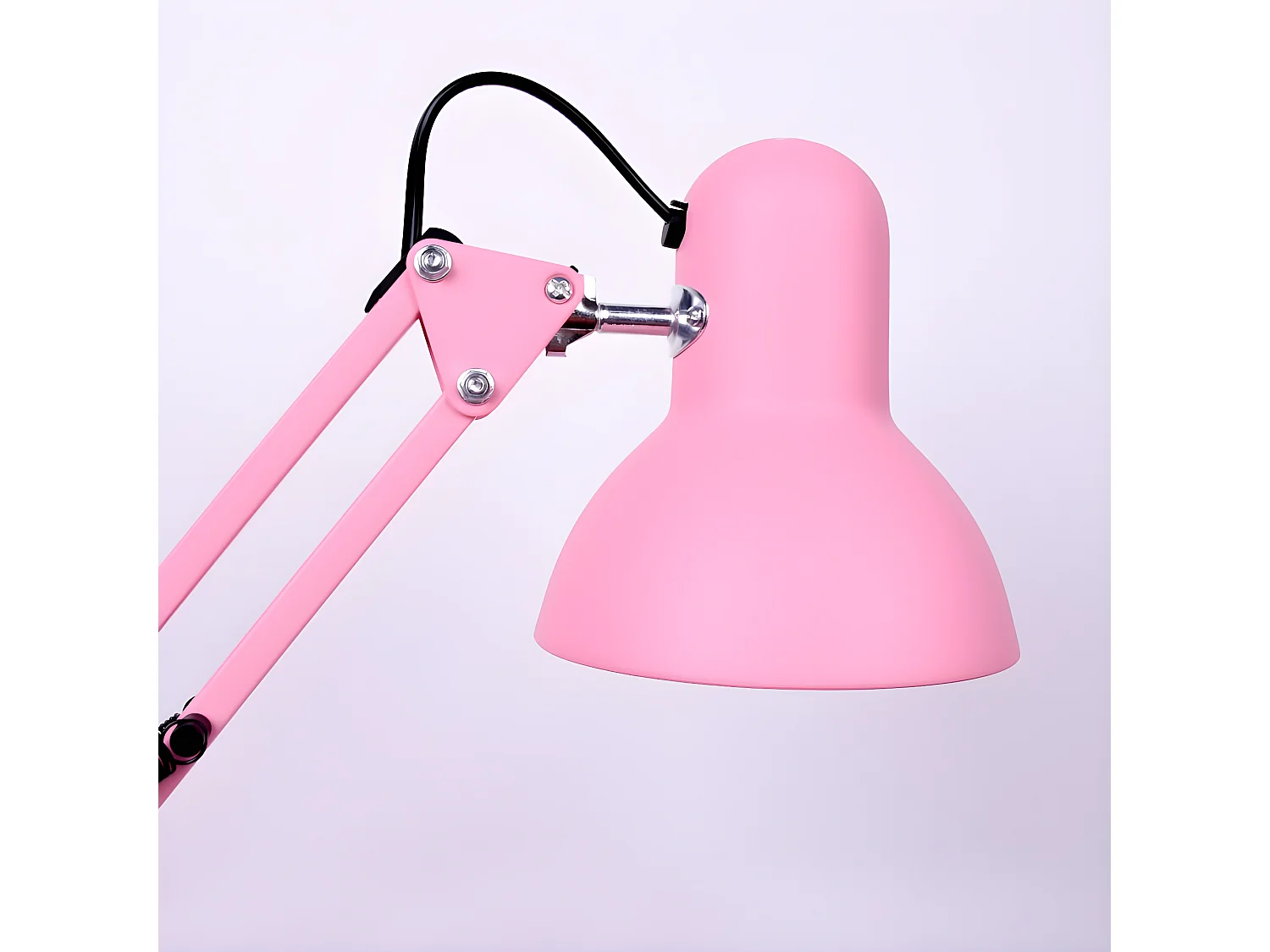 Flexo De Estudio Modelo Antigona Rosa Articulado