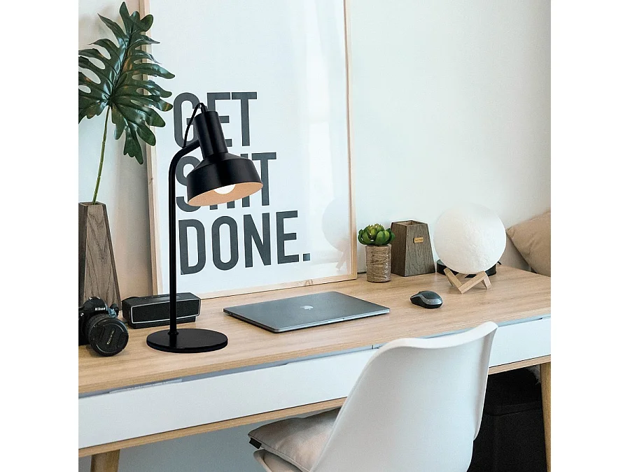 Lampara De Pie Acabado Negro Modelo Leana   De