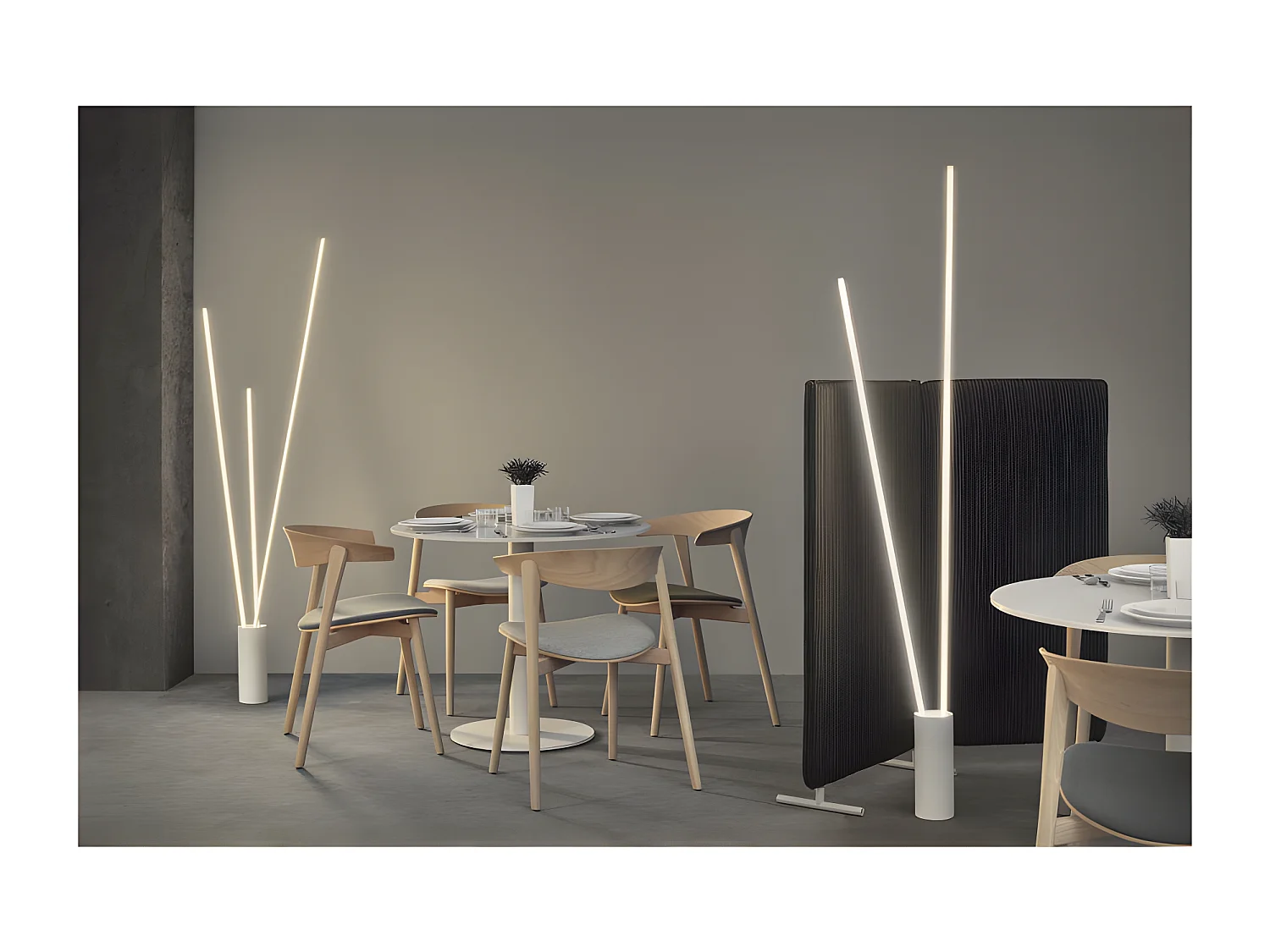 Pied de salon noir LED 44w Dimable VERTICAL MANTRA