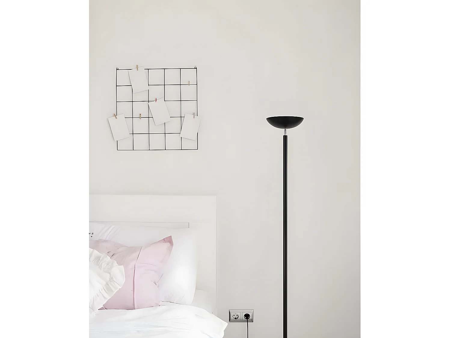 Pied salon finition noire LUYTEN 2 lumières, 180 cm. FABRILAMP