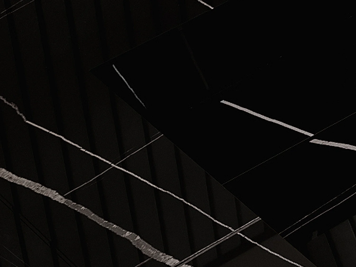 Doppio lavabo sospeso L120,2 x l45,2 x H8 cm in Solid Surface effetto marmo Nero - TAKOTNA