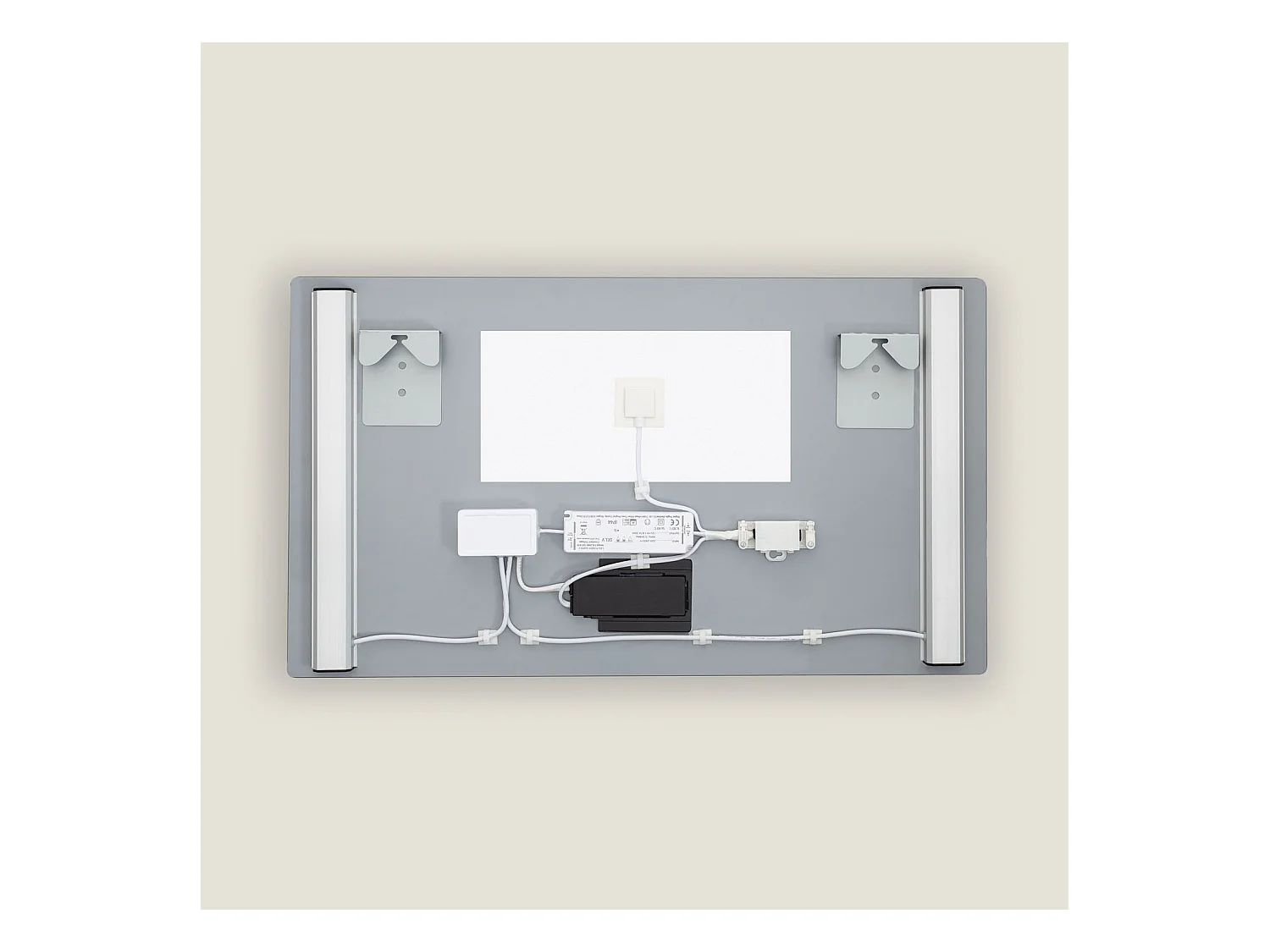 Specchio da Bagno con Luce LED e Antiappannamento 40x70 cm Similan Selezionabile (Caldo-Naturale-Freddo)