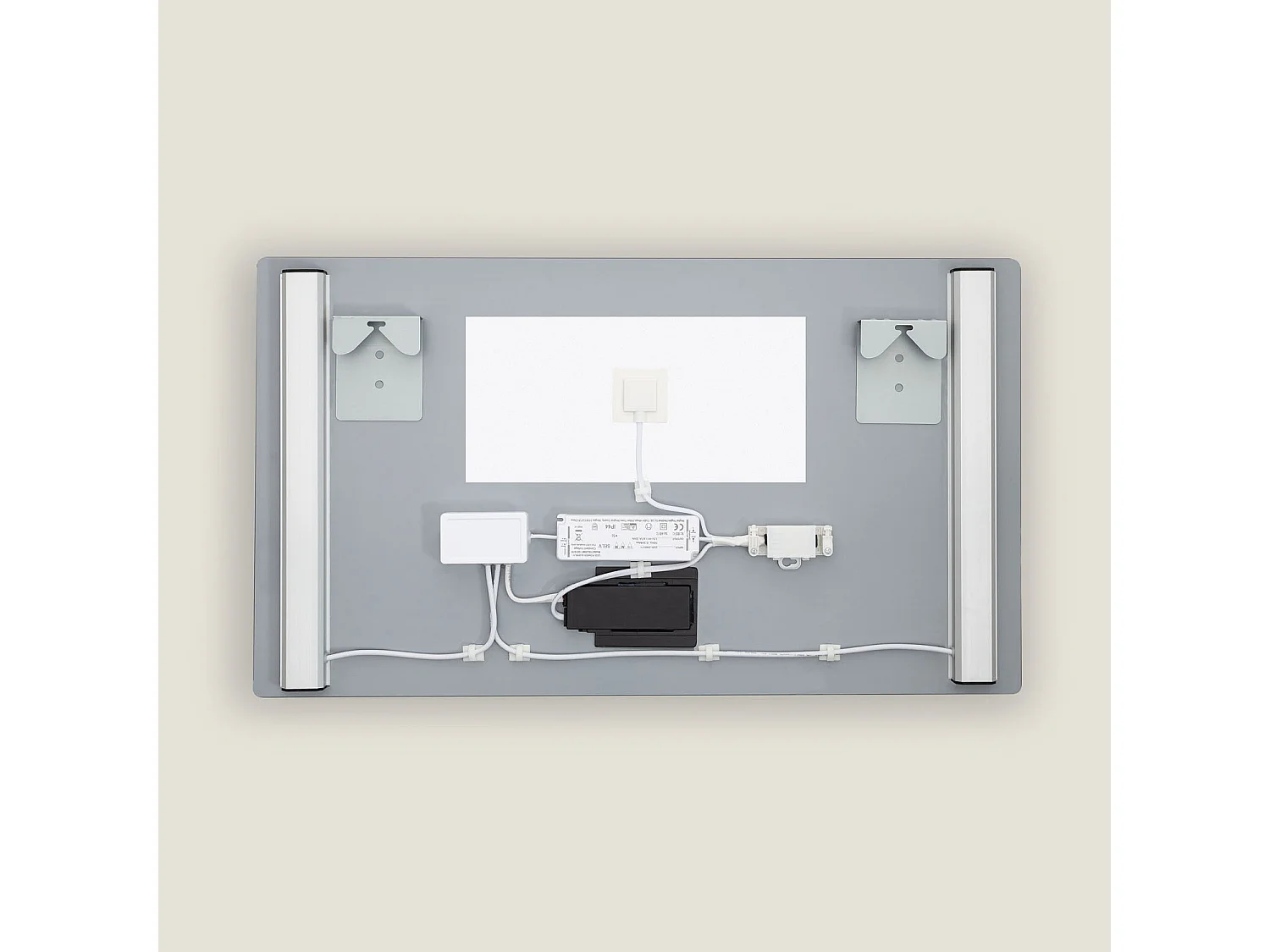 Miroir Salle de Bain avec Éclairage LED Anti-buée Similan 40x70 cm Sélectionnable (chaud-neutre-froid)