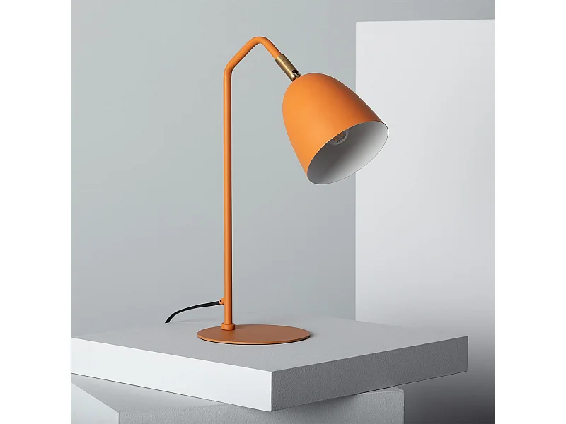 Lámpara Flexo Escritorio de Metal Areso Naranja Azafrán