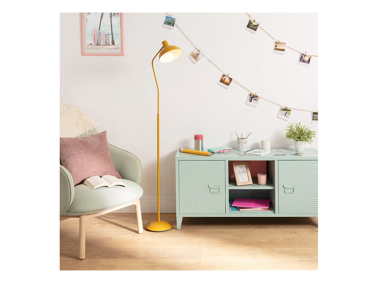 Lámpara de Pie Sahani Mostaza