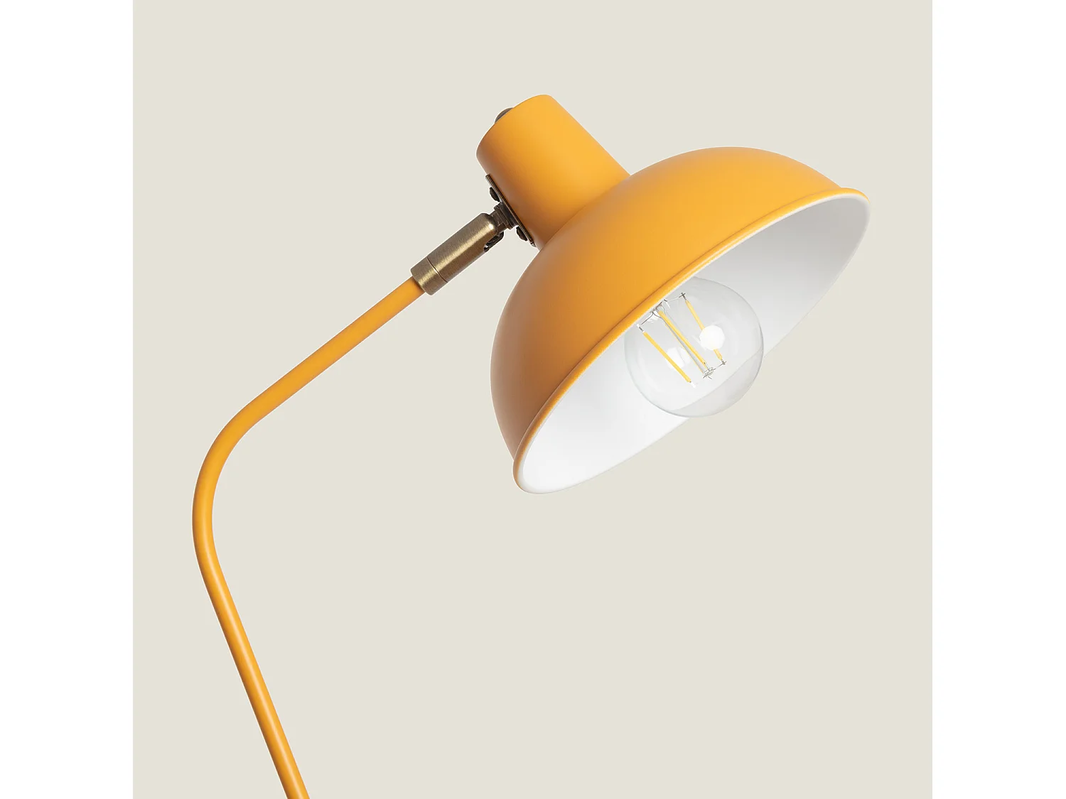 Lampada da Terra Sahani Senape