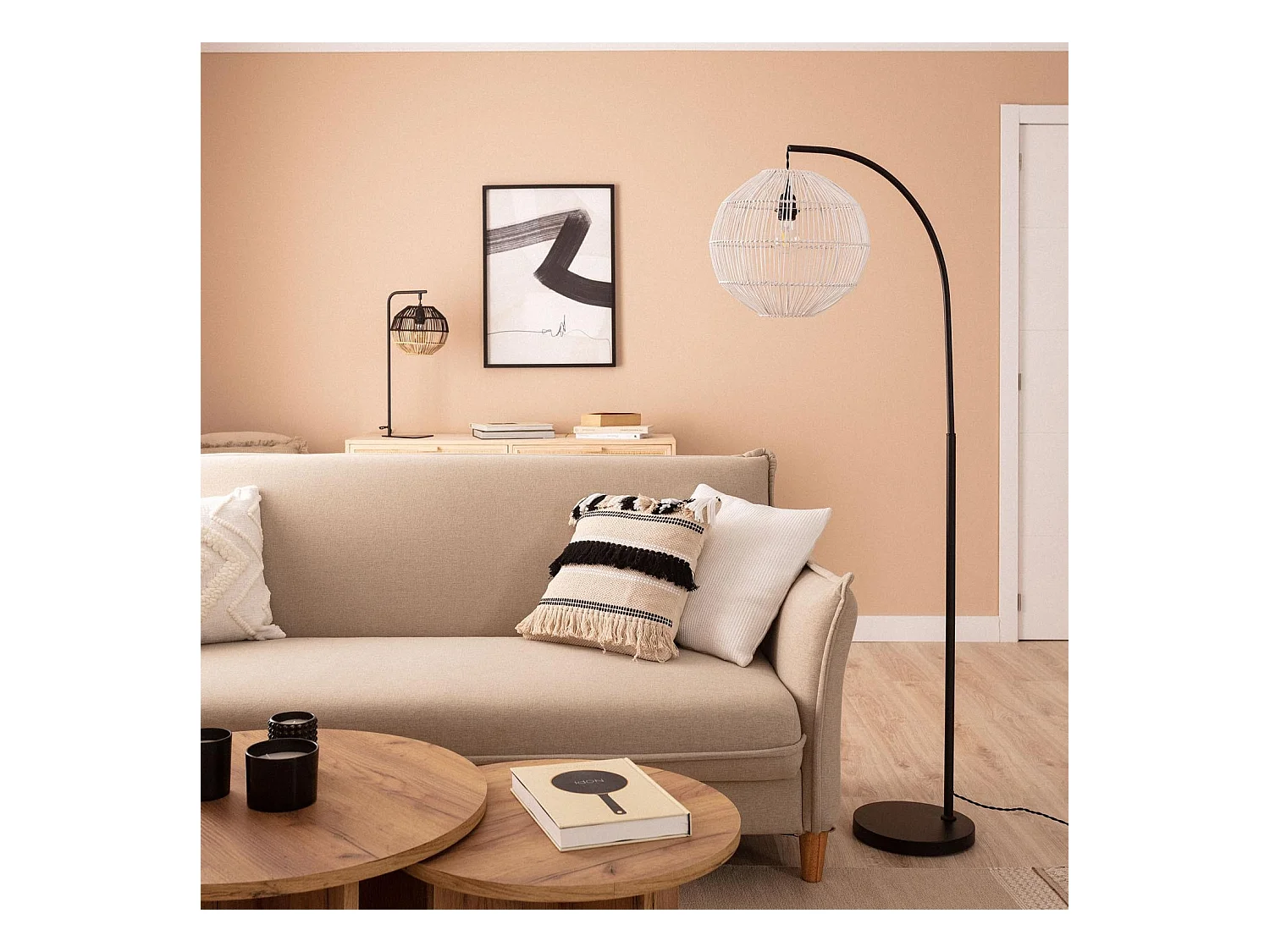 Lámpara de Pie Ratán Kithnos Negro