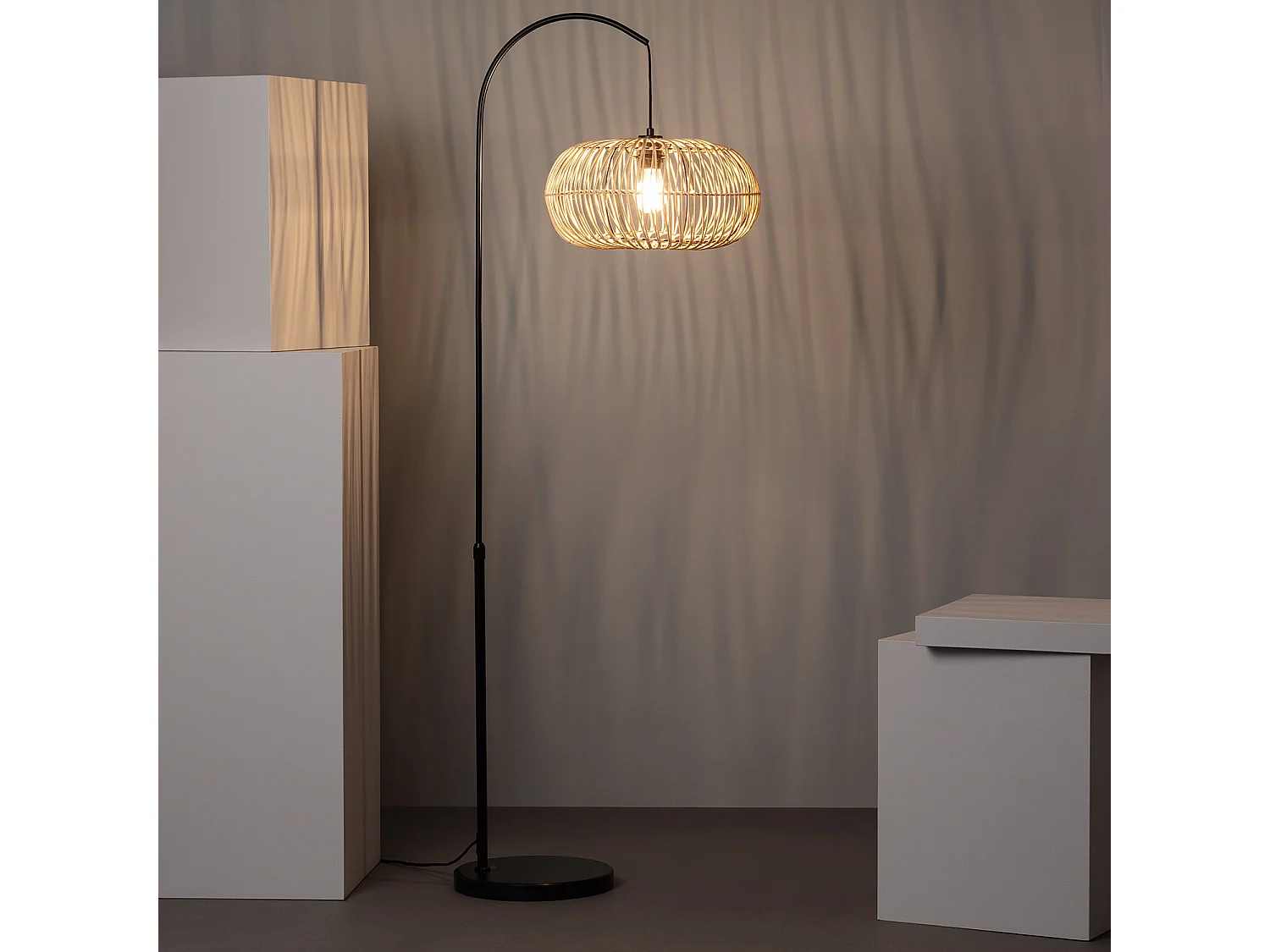 Lampadaire Rotin Arawa Lebrel Naturel