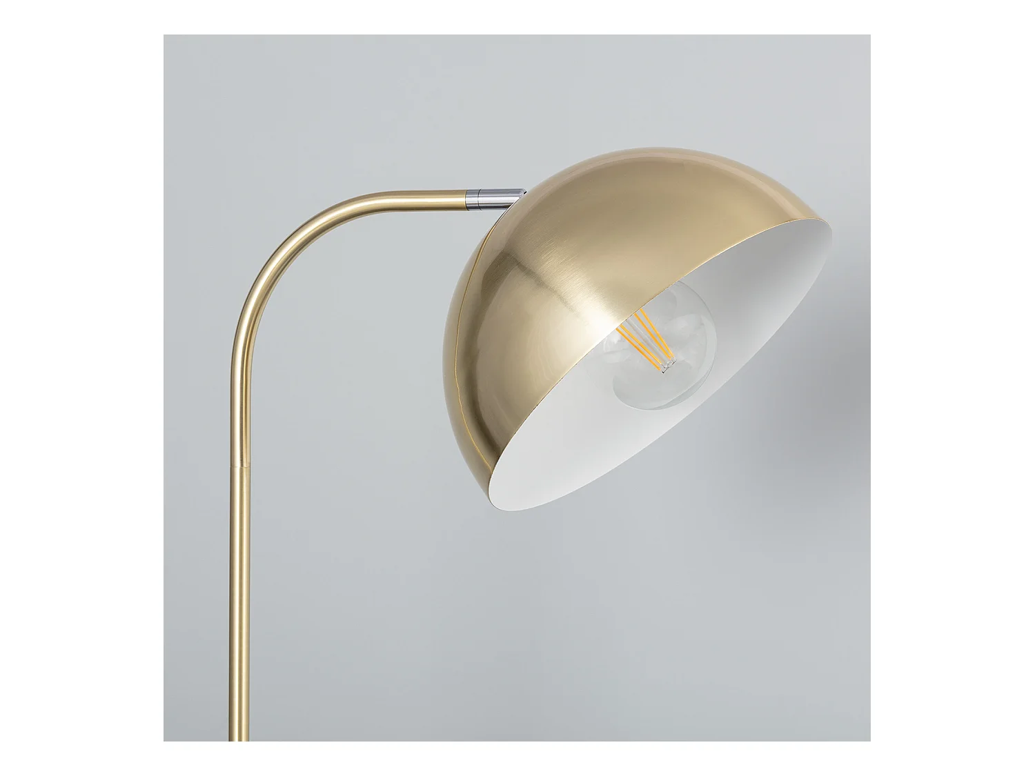 Lámpara de Pie Bowlen Dorado