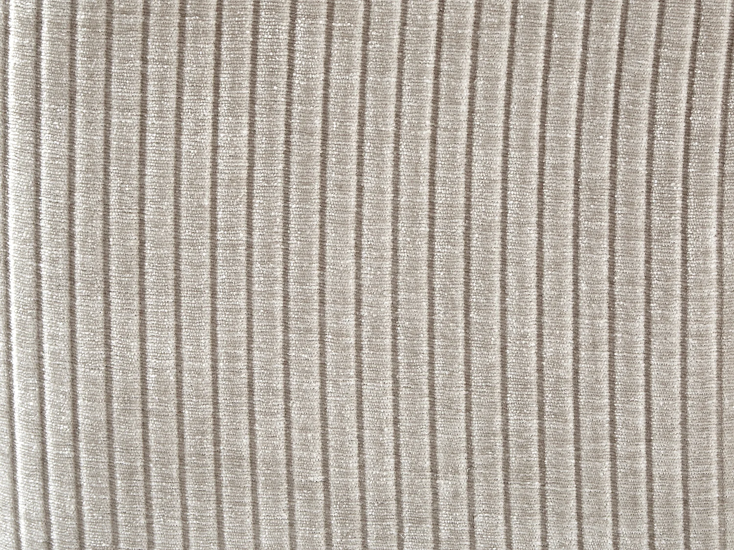 Hoekbank met hoek rechts van beige ribfluweel TIRONO van Maison Céphy