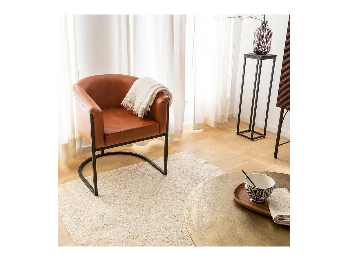 Fauteuil en cuir marron et métal Sacha