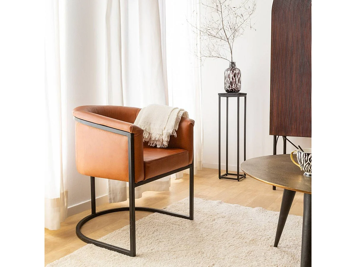 Fauteuil en cuir marron et métal Sacha
