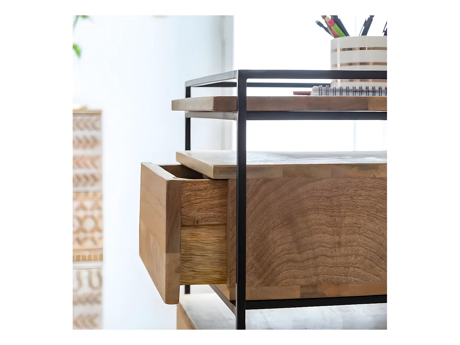 Chiffonnier en bois de manguier et métal Haïcé