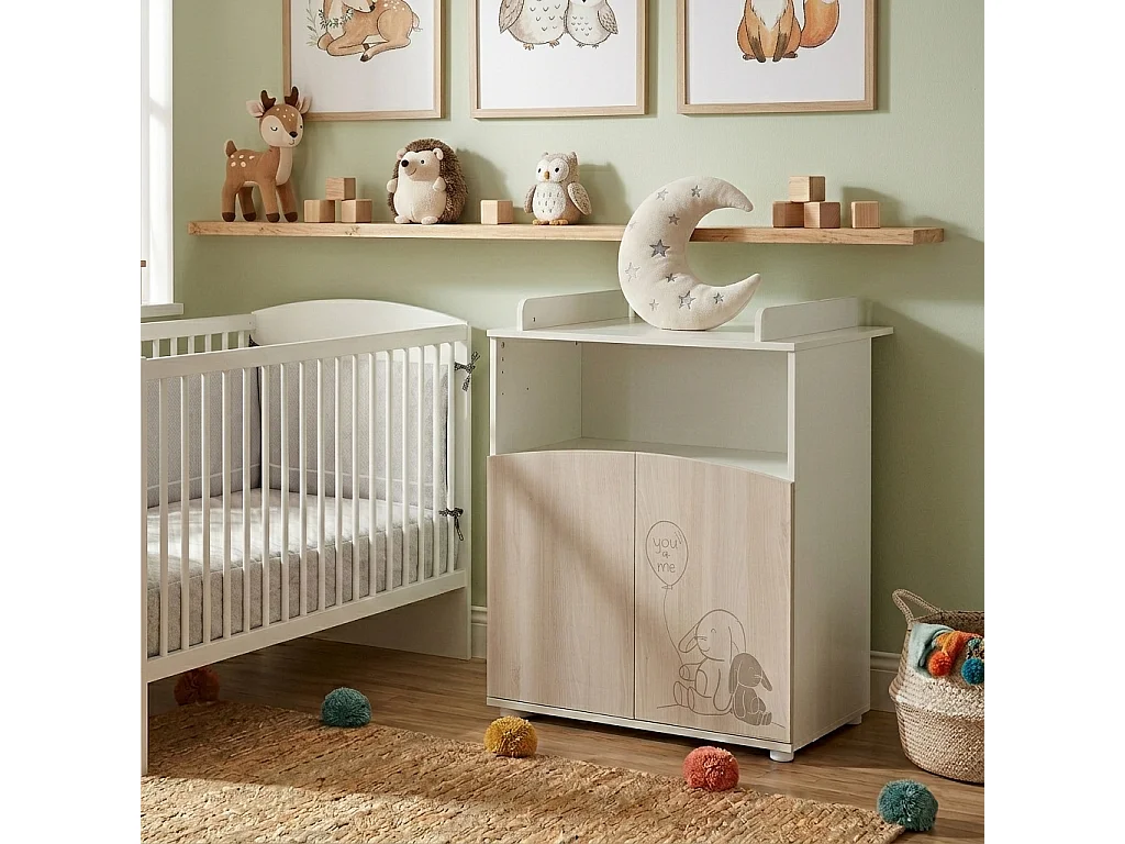 Wickelkommode mit 2 Türen und einem offenen Fach im Holzdekor