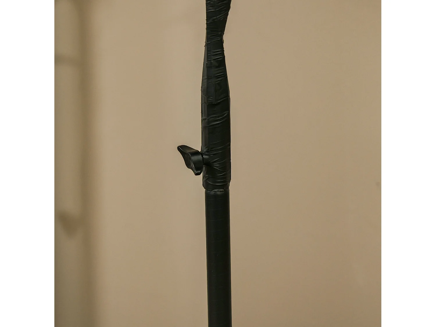 Árbol con luces negro 17x17x150 cm HOMCOM