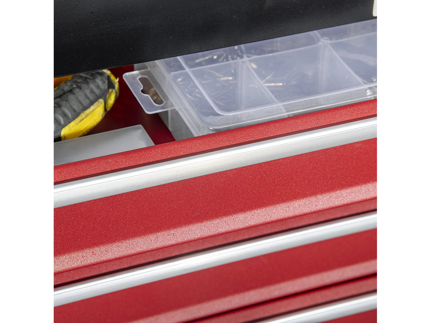 Caja de herramientas negro y rojo 51x22x39.5 cm DURHAND