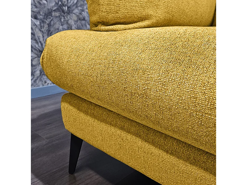 Fauteuil avec coussins tissu chiné jaune et pieds métal noir - BOON