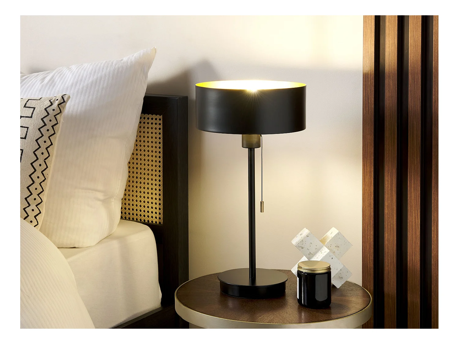 Moderne Tischleuchte mit USB-Anschluss Büro Arbeitszimmer Schwarz Aripo