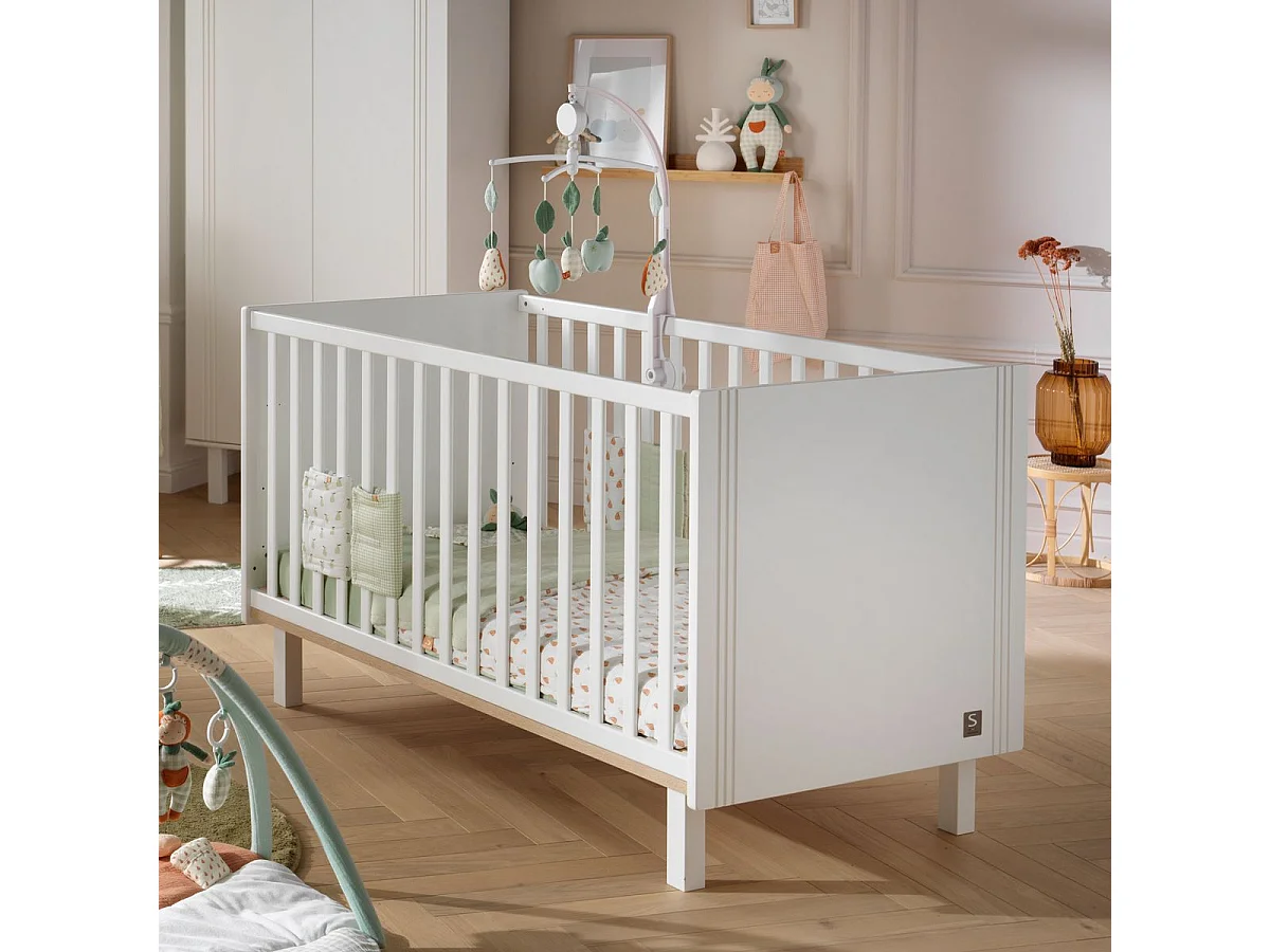 Cuna de 140x70cm con barrotes y ranuras