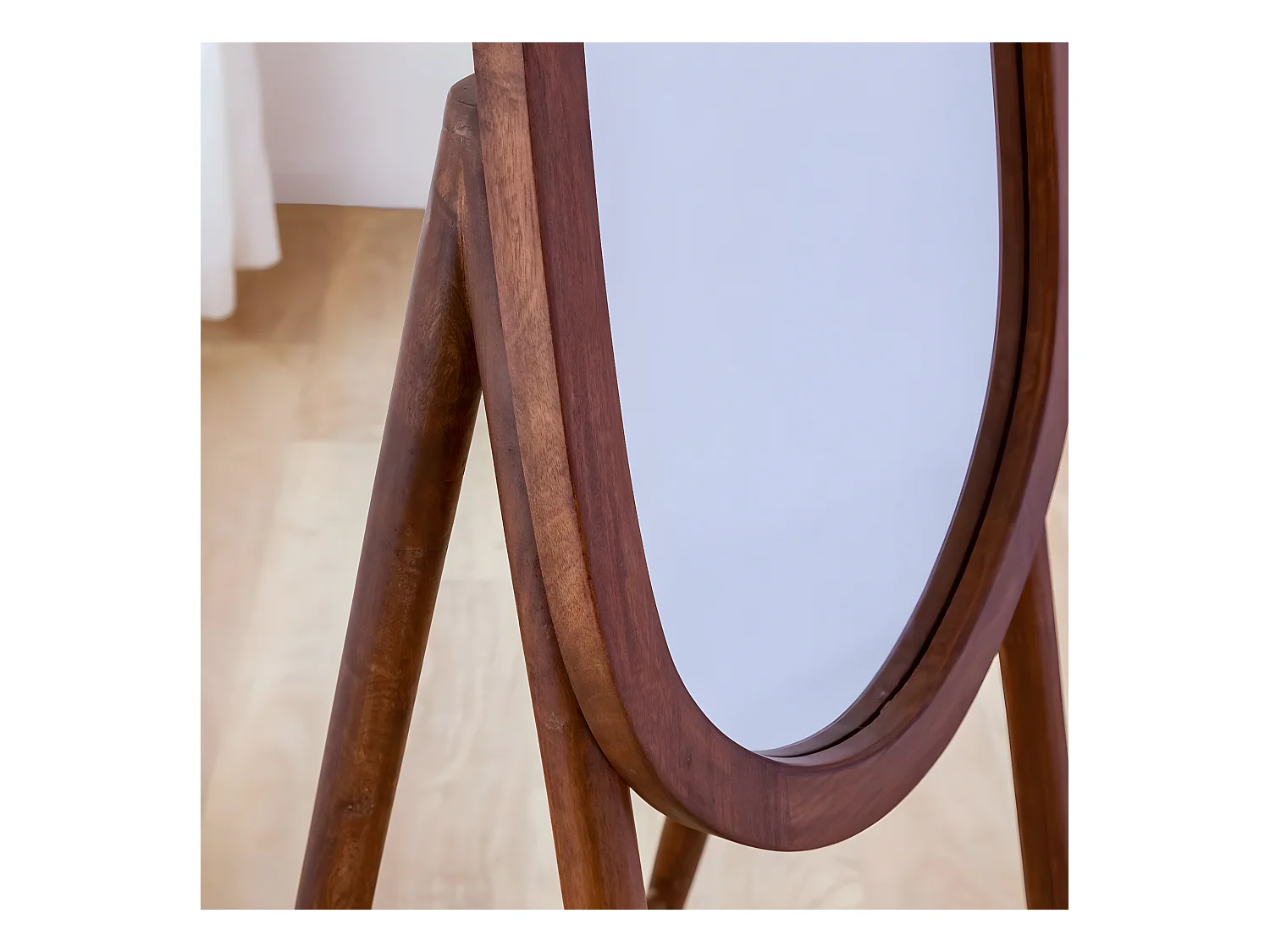 Miroir sur pied en bois de manguier Joyce