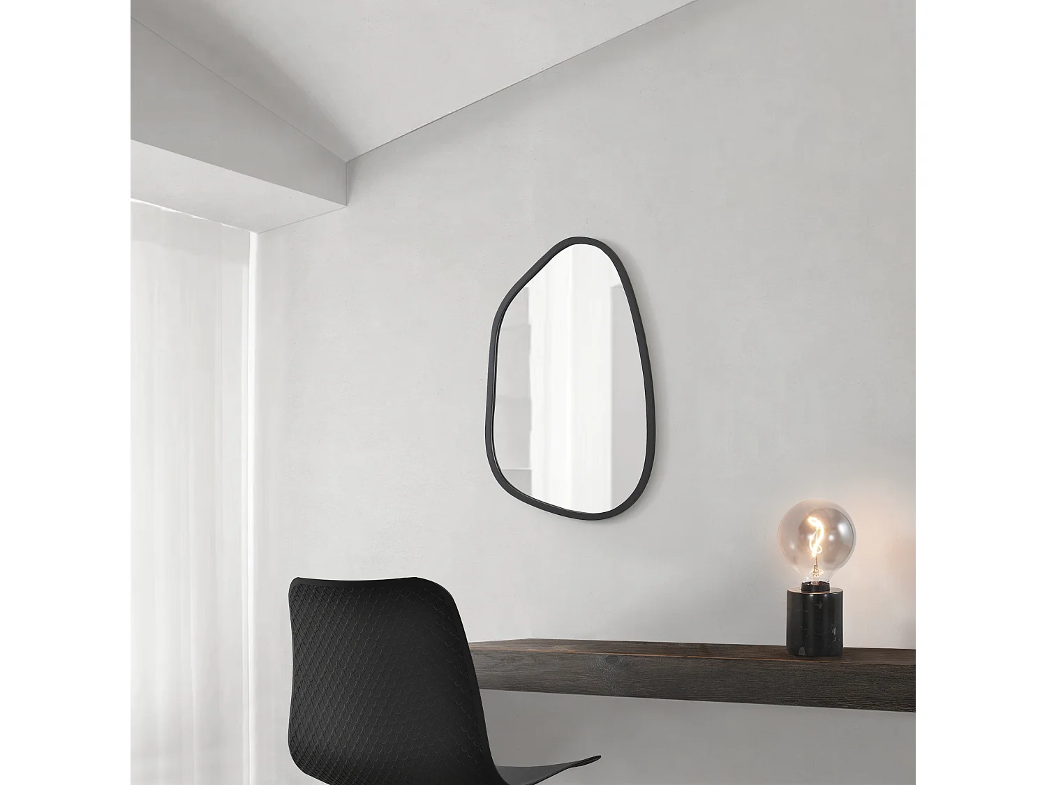 Miroir mural Filiano asymétrique 80 x 58 cm noir mat [en.casa]