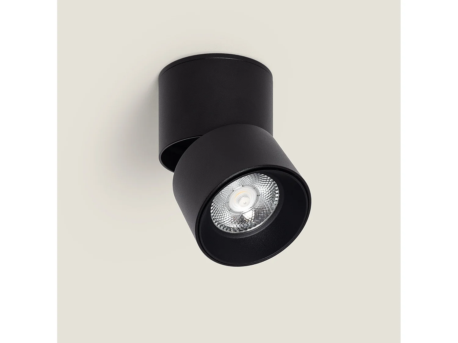 Applique LED Aluminium Ronde New Onuba 7W Noire 2700K Blanc chaud